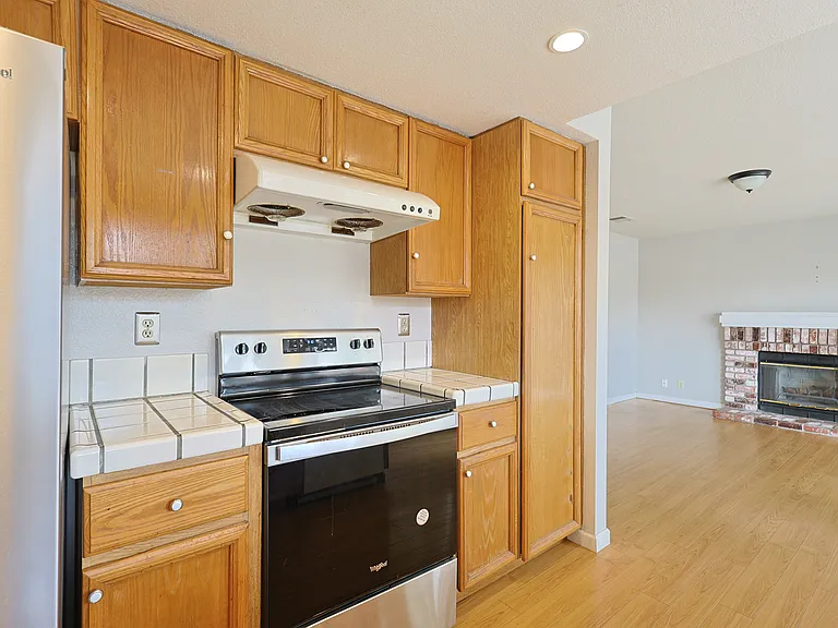 4456 Bush Cir — Photo 6
