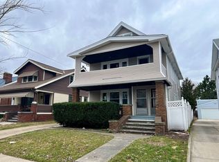 2068 Waterbury Rd, Lakewood, OH 44107