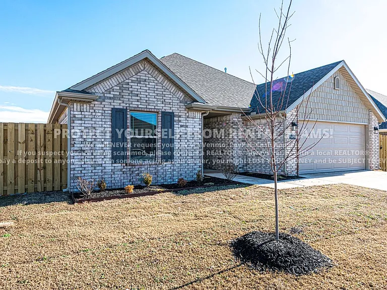 441 Peach Ave — Photo 16