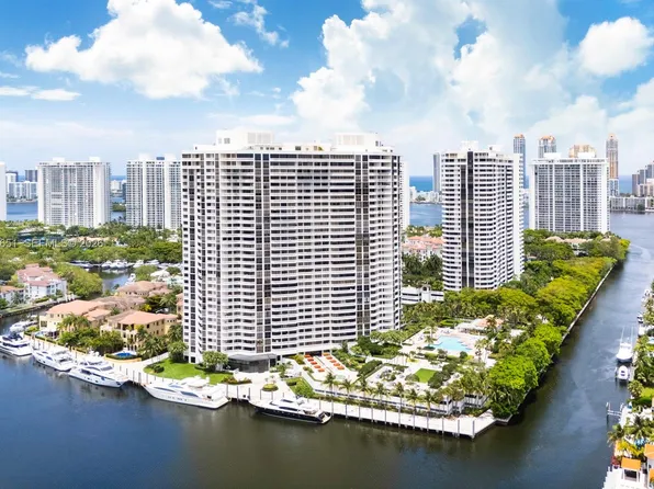 1000 Island Blvd #911, Aventura, FL 33160