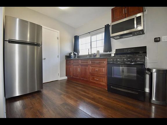 3rd image of 11618 Corley Dr