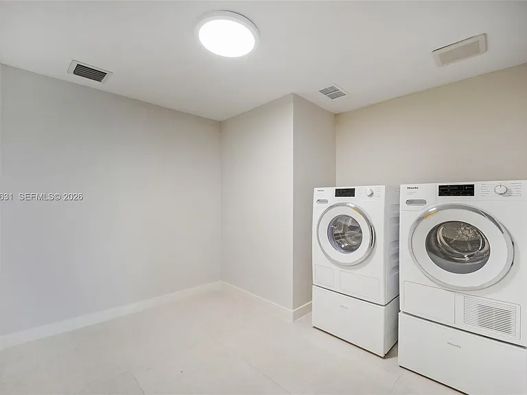 251 Crandon Blvd #1037 — Photo 18