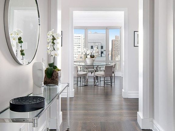 5th image of 181 E 65th St APT 21B
