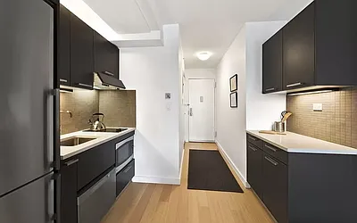 Rented by Manhattan Realty Group