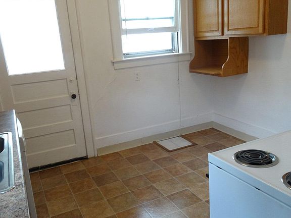Eating area in kitchen