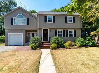 115 Lincoln St, Needham, MA 02492