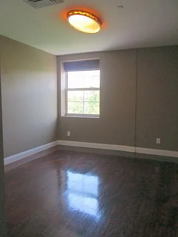 288 Main St #2D — Photo 11