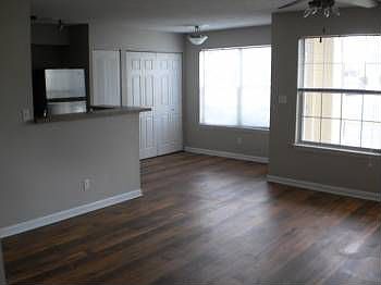 2nd image of 207 National Dr