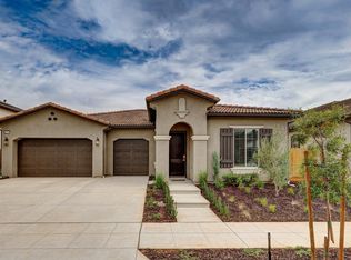 1769 N Carson Ave, Clovis, CA