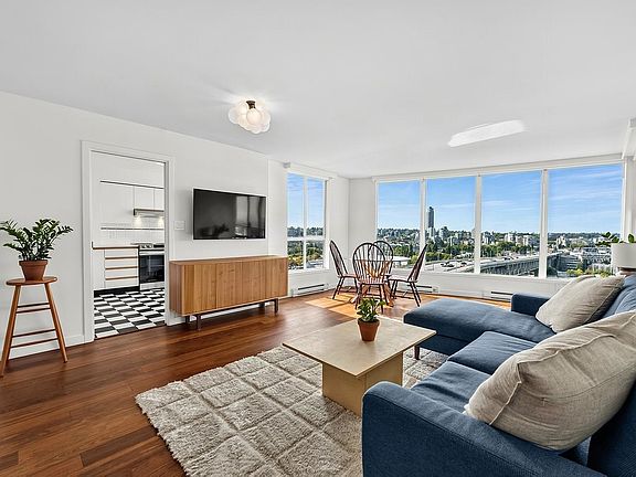 4th image of 1500 Howe St #2106