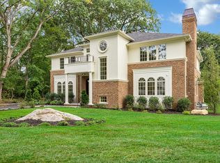 22 Amherst Road, Great Neck, NY 11021