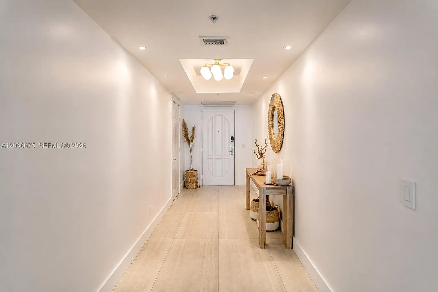 100 Hidden Bay Condo — Photo 2