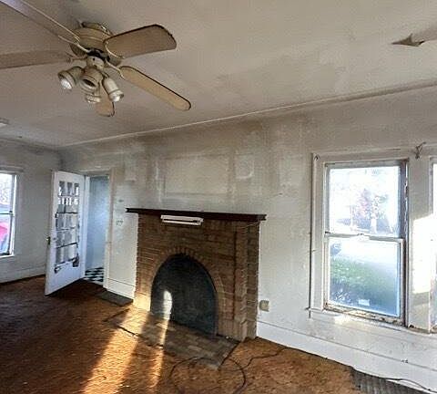 3rd image of 813 Westmoreland Ave