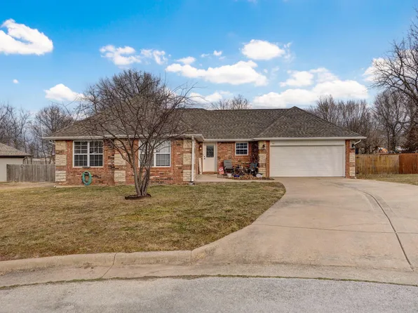 411 W Westgate Drive, Clever, MO 65631