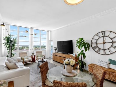 1351 NE Miami Gardens Dr APT 1712E, Miami, FL, 33179