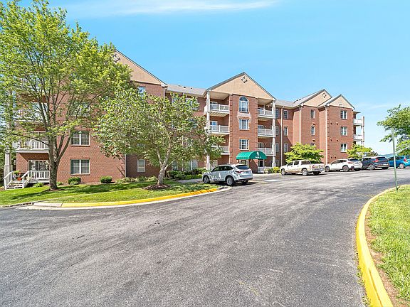 3rd image of 4438 Pheasant Ridge Rd APT 202