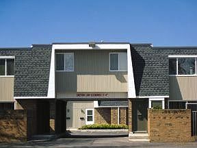 Building Photo 3