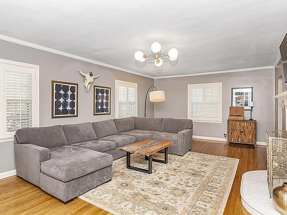 5th image of 6920 N Park Ave