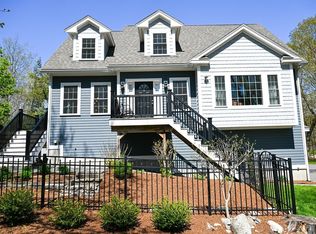 60 Harding St #C, Medfield, MA 02052