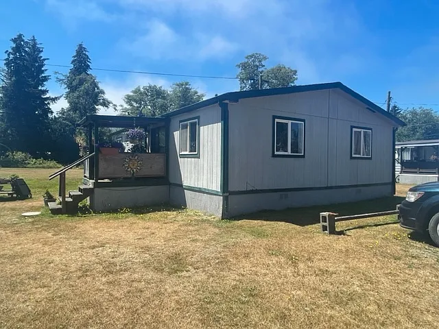 502 Frontier St #7 — Photo 5
