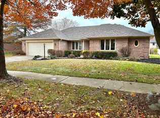 1532 Williamsburg Ln, Franklin, IN 46131