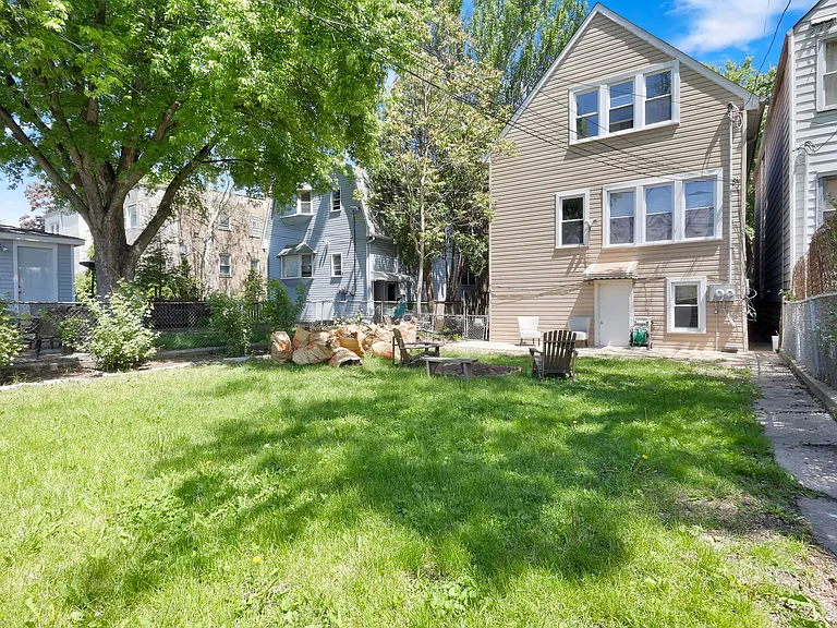 3846 N Troy St #1 — Photo 10