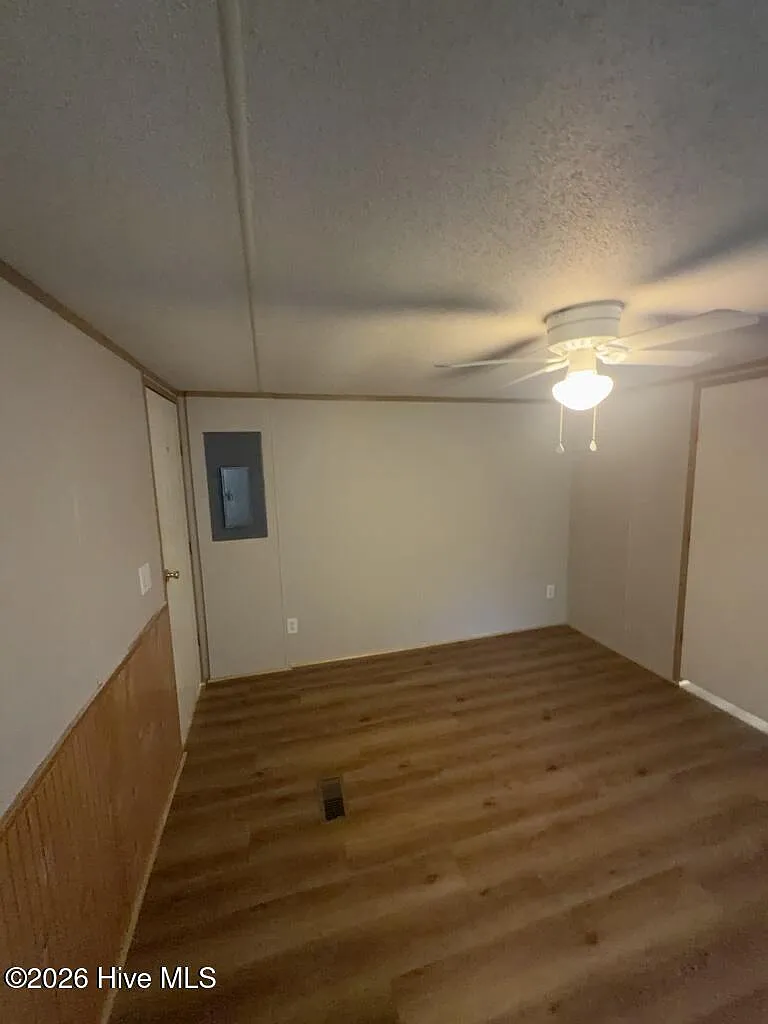 2 bed, 4.0 bath, 868 sqft, $950 — Photo 4