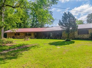 53 Curlie Seal Rd, Picayune, MS 39466
