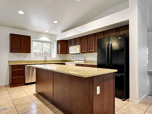 3rd image of 20838 N 39th Drive