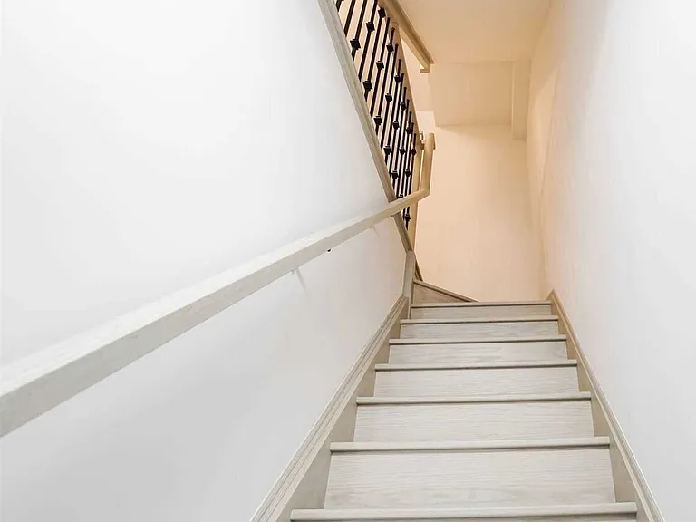 1010 Portage Pkwy #Townhouse 12 — Photo 8