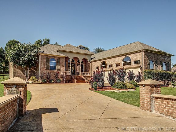 2nd image of 12592 Longhorn Ct