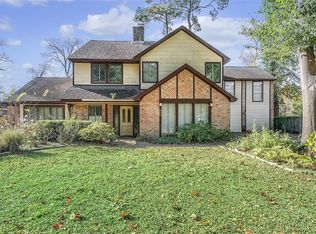 800 Stone Mountain Dr, Conroe, TX 77302