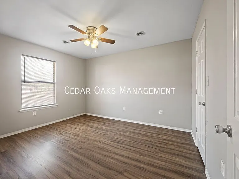 2374 N Raven Ln — Photo 5