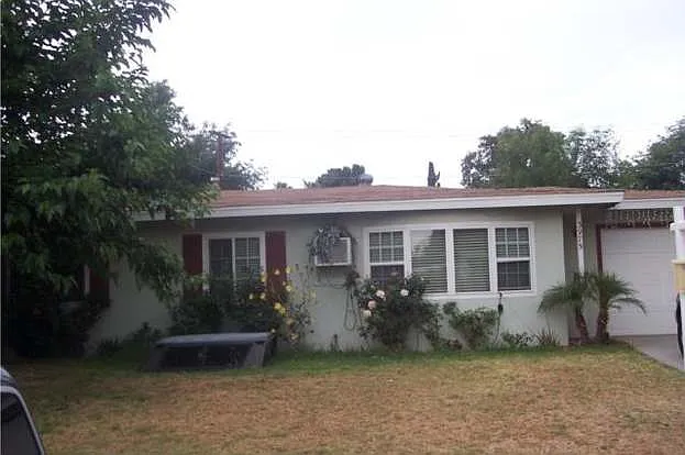 3975 Eileen St — Photo 67