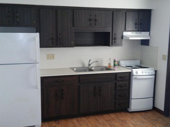 4th image of 652 Atlantic Dr