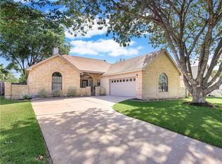 406 Applewood Dr, Pflugerville, TX 78660
