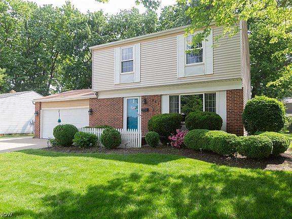 2nd image of 861 E 346th St