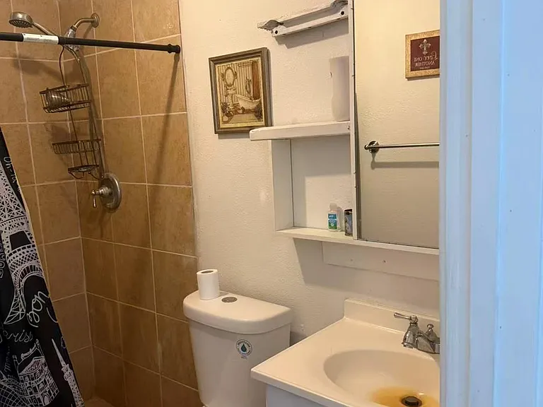 6131 Fenske Ln — Photo 9