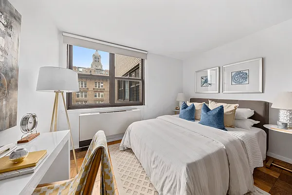 Sold by Douglas Elliman | media 12