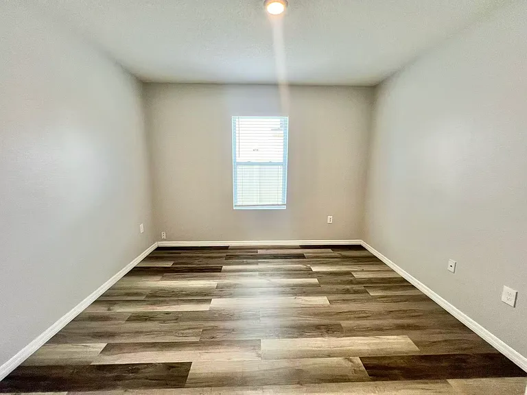 5530 Galloping Dr — Photo 27
