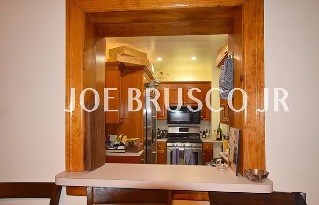 Rented by City Stop Realty | media 17