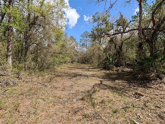 3rd image of Gillette Rd