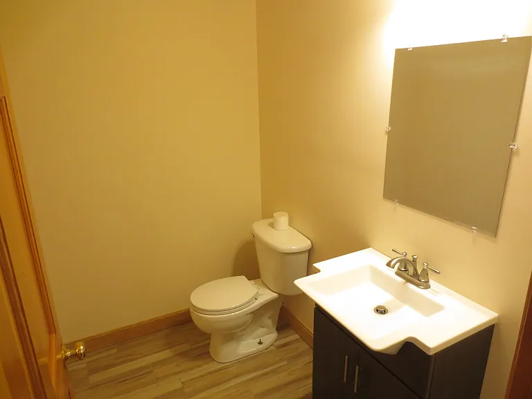 26 Rosewood Dr #4 — Photo 6