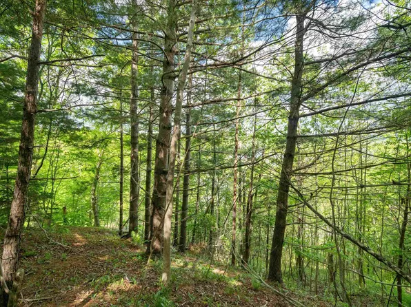 27 Copperhead Rd, Halifax, NS B2T 1W2