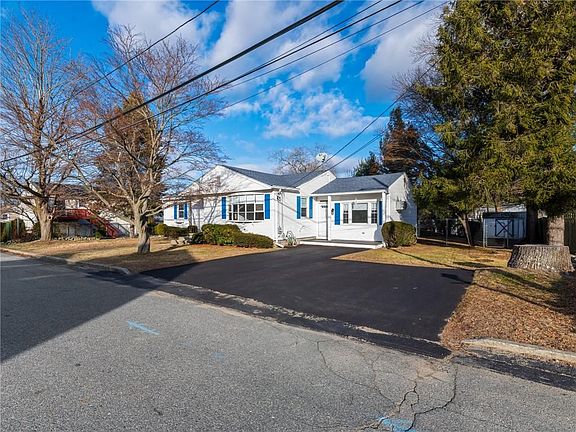 2nd image of 63 Villa Ave