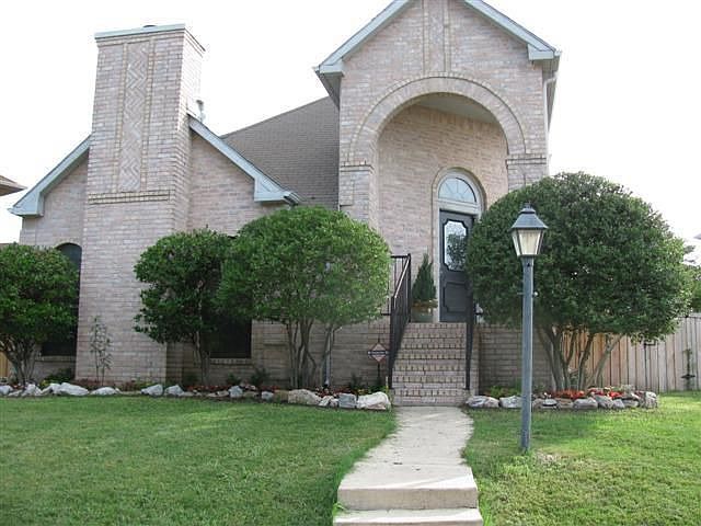 1st image of 1352 Creekview Dr