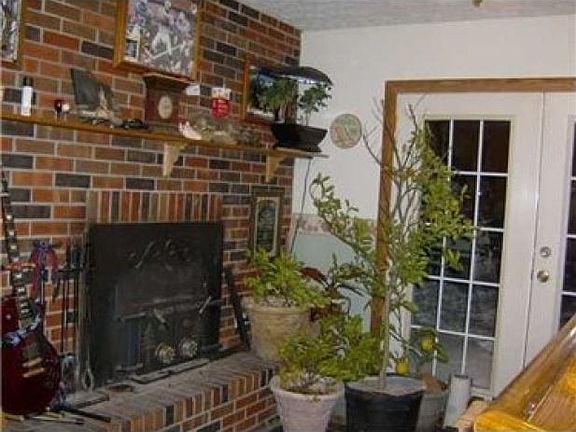 2nd image of 2014 Asheboro Dr