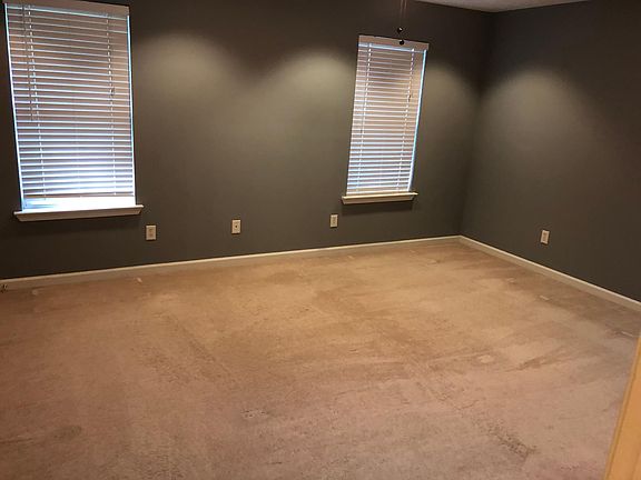 5th image of 124 Abby Ln