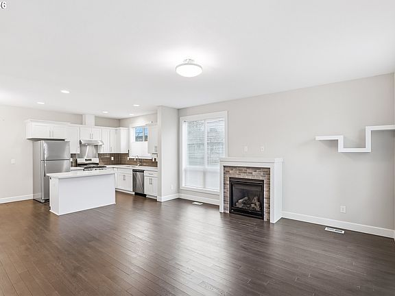 5th image of 8209 SE 69th Ave
