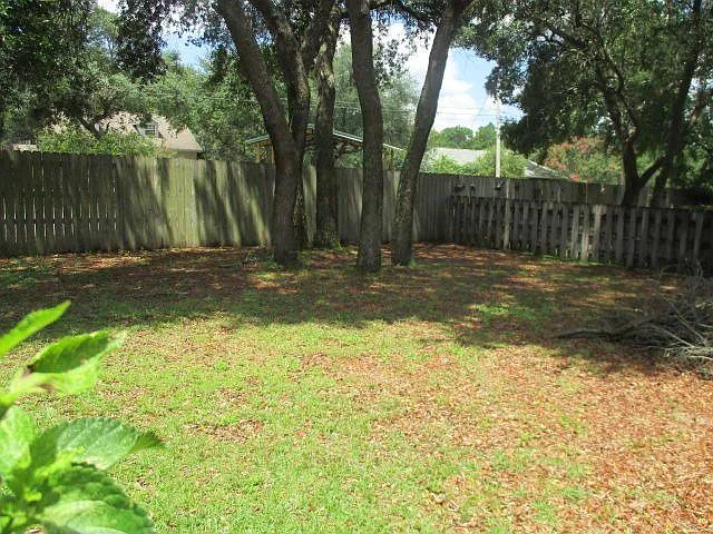 7720 Lola Cir — Photo 16